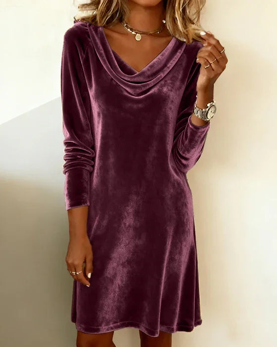 Daniela - Loose Fitting Velvet Dress